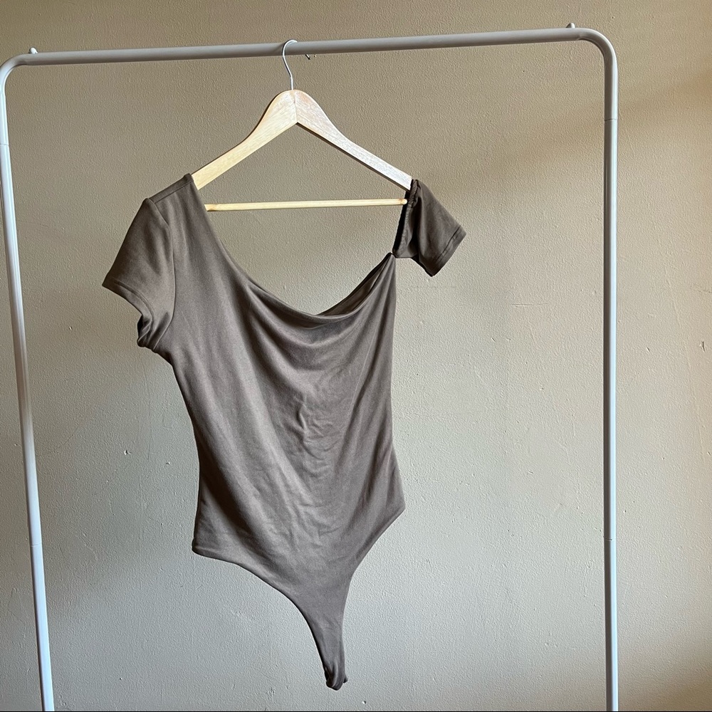Mood Soft Brown Bodysuit • (Size L)